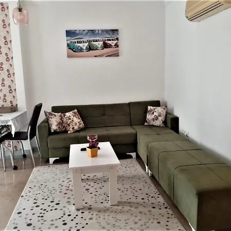 مايا أبارت أنطاليا