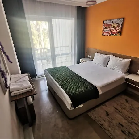 مايا أبارت * أنطاليا