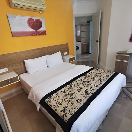 アパートホテル Maya Apart アンタルヤ