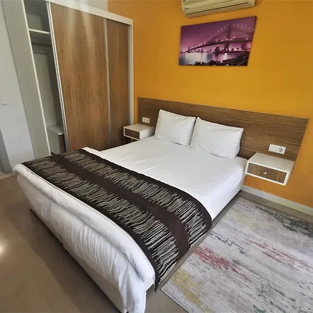 Aparthotel Maya Apart *