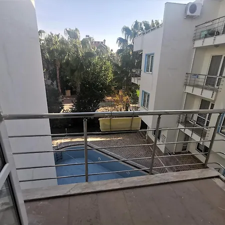 アパートホテル Maya Apart